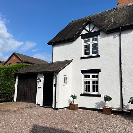 One Jubilee Cottages Shugborough Exteriér fotografie